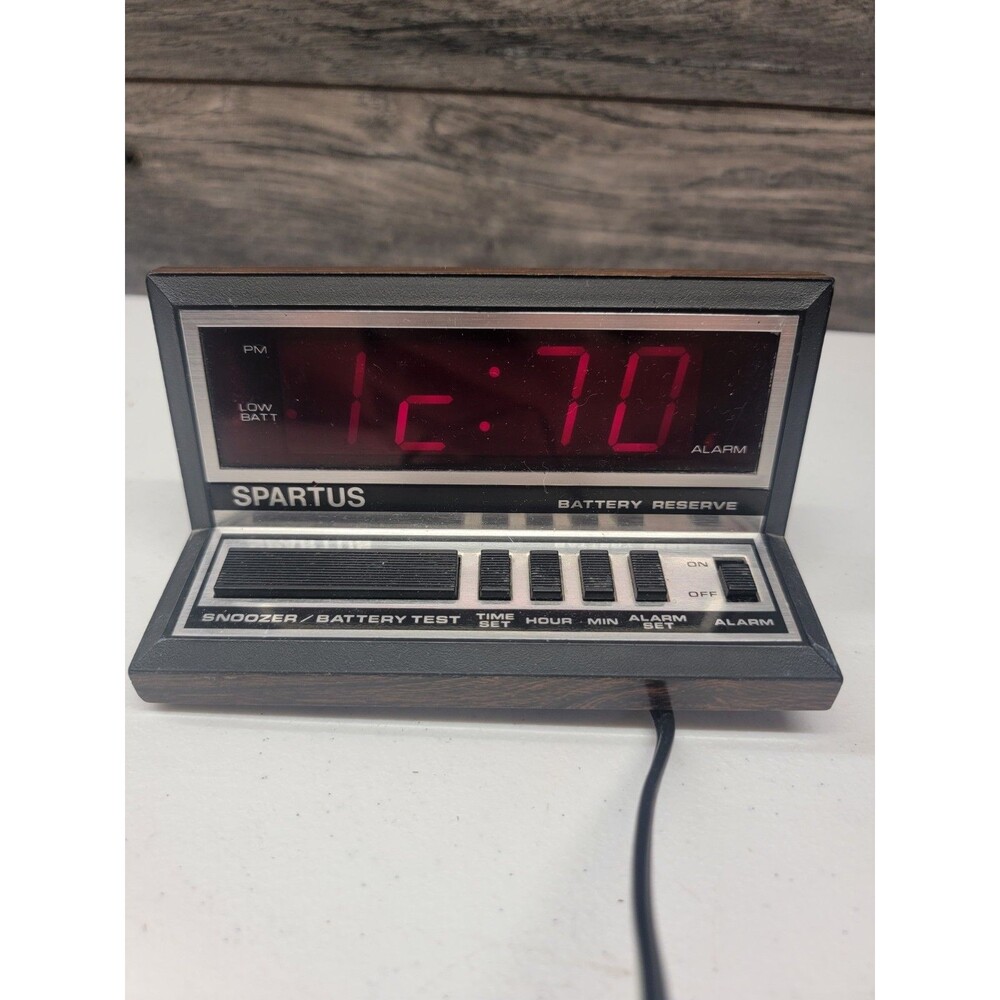 Vintage SPARTUS Alarm Clock Model 1140 Apollo Red LCD Display Faux Wood
